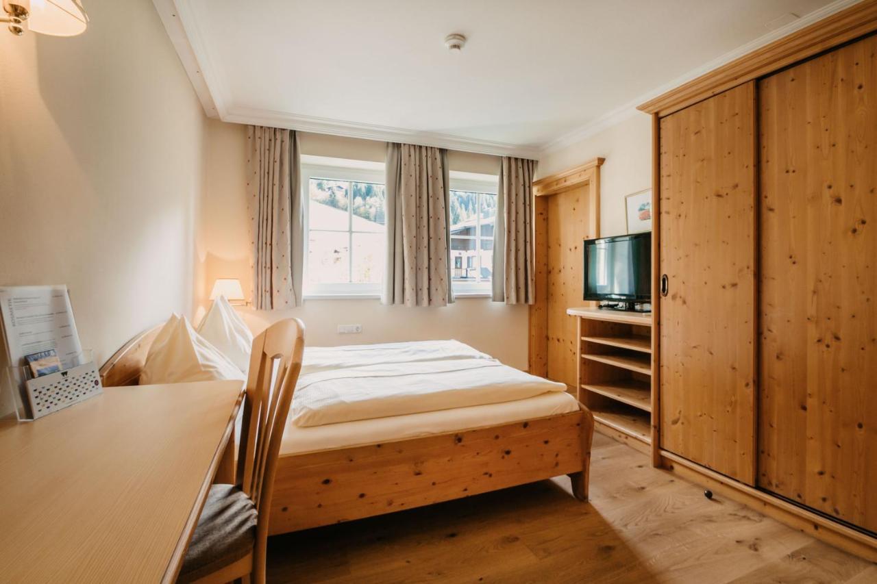 Hotel Guggenberger ไคลนาร์ล ภายนอก รูปภาพ
