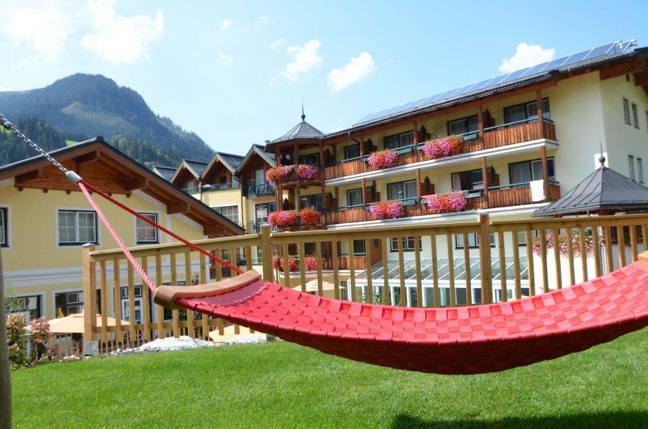 Hotel Guggenberger ไคลนาร์ล ภายนอก รูปภาพ